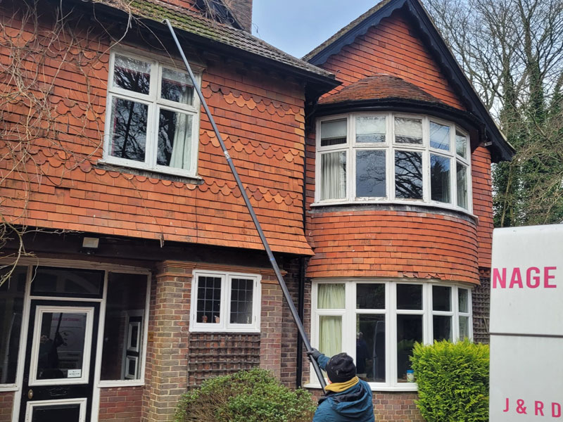 Gutter Clearing from J and R Drainage Solutions Portsmouth